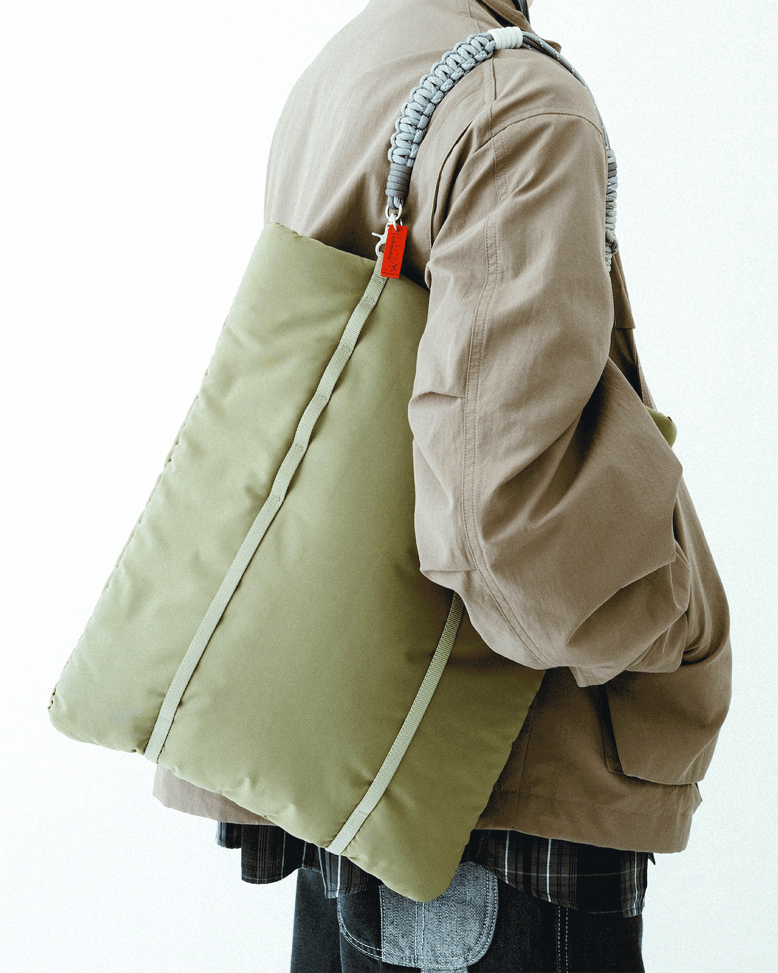 14인치 클라우드 쇼퍼백 14