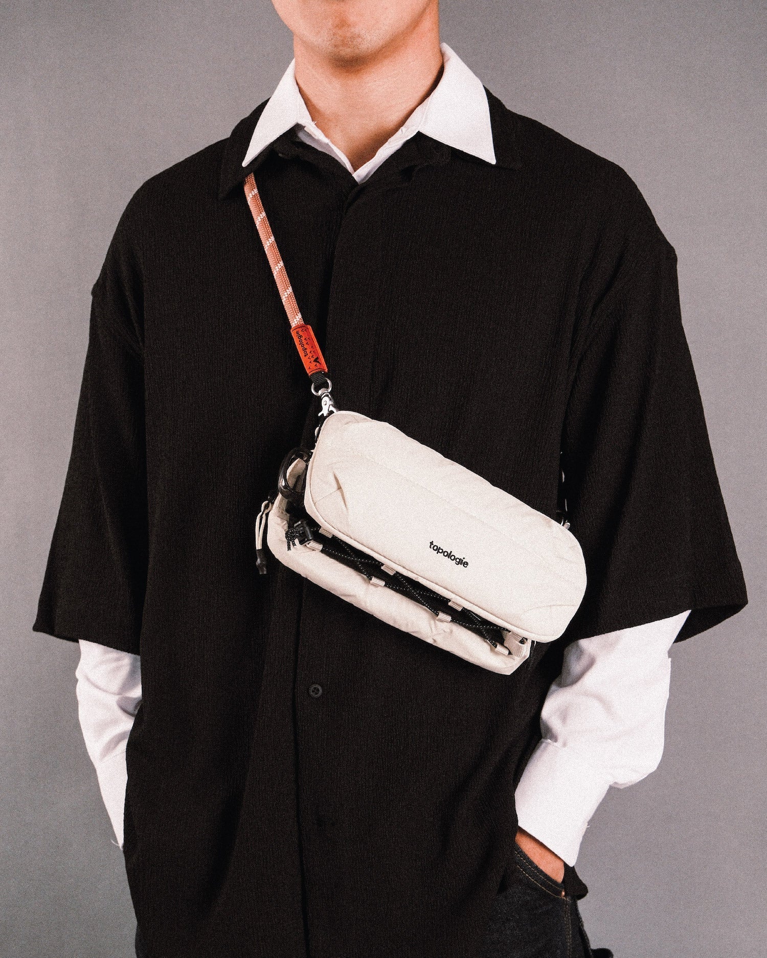 보틀 사코슈백 Bottle Sacoche / Black (Puffer) / 8.0mm 스트랩 8.0mm Rope / Black Lattice