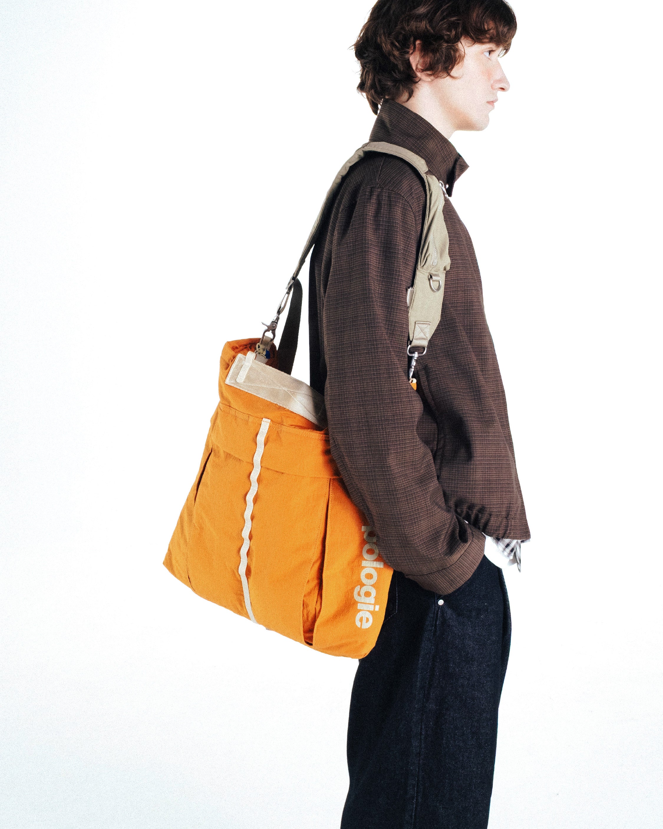 봄버 스트랩 Bomber Strap