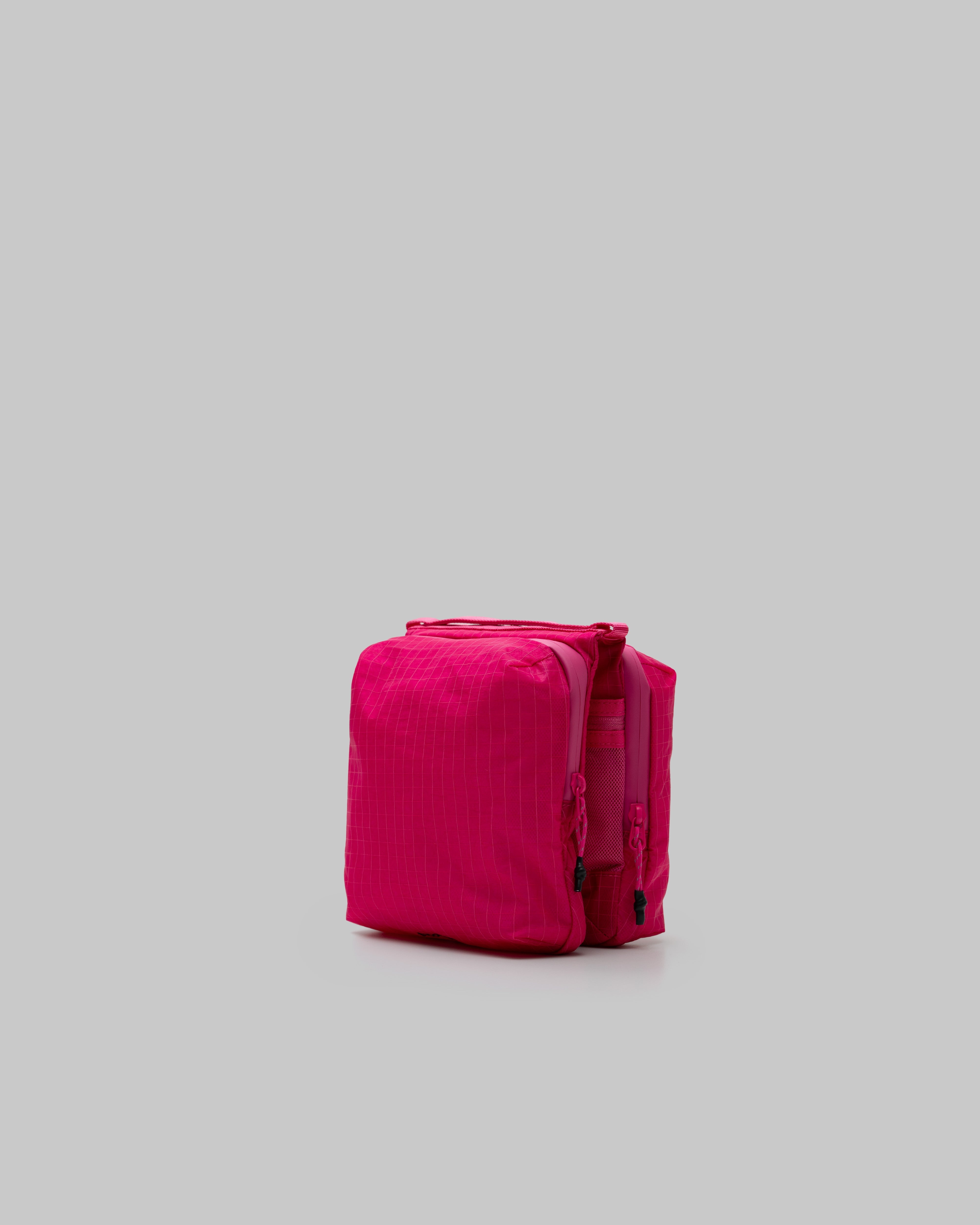 카세트 사코슈백 미디엄 Cassette Sacoche Medium