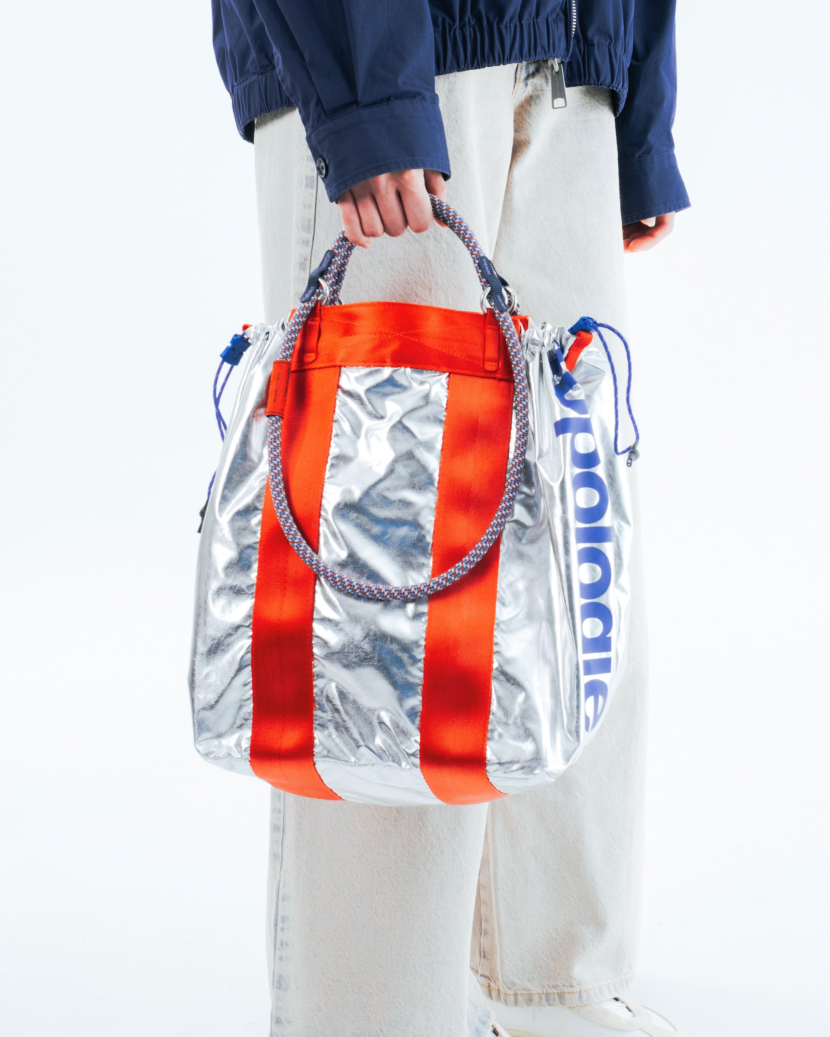 서밋 토트백 미디엄 Summit Tote Medium