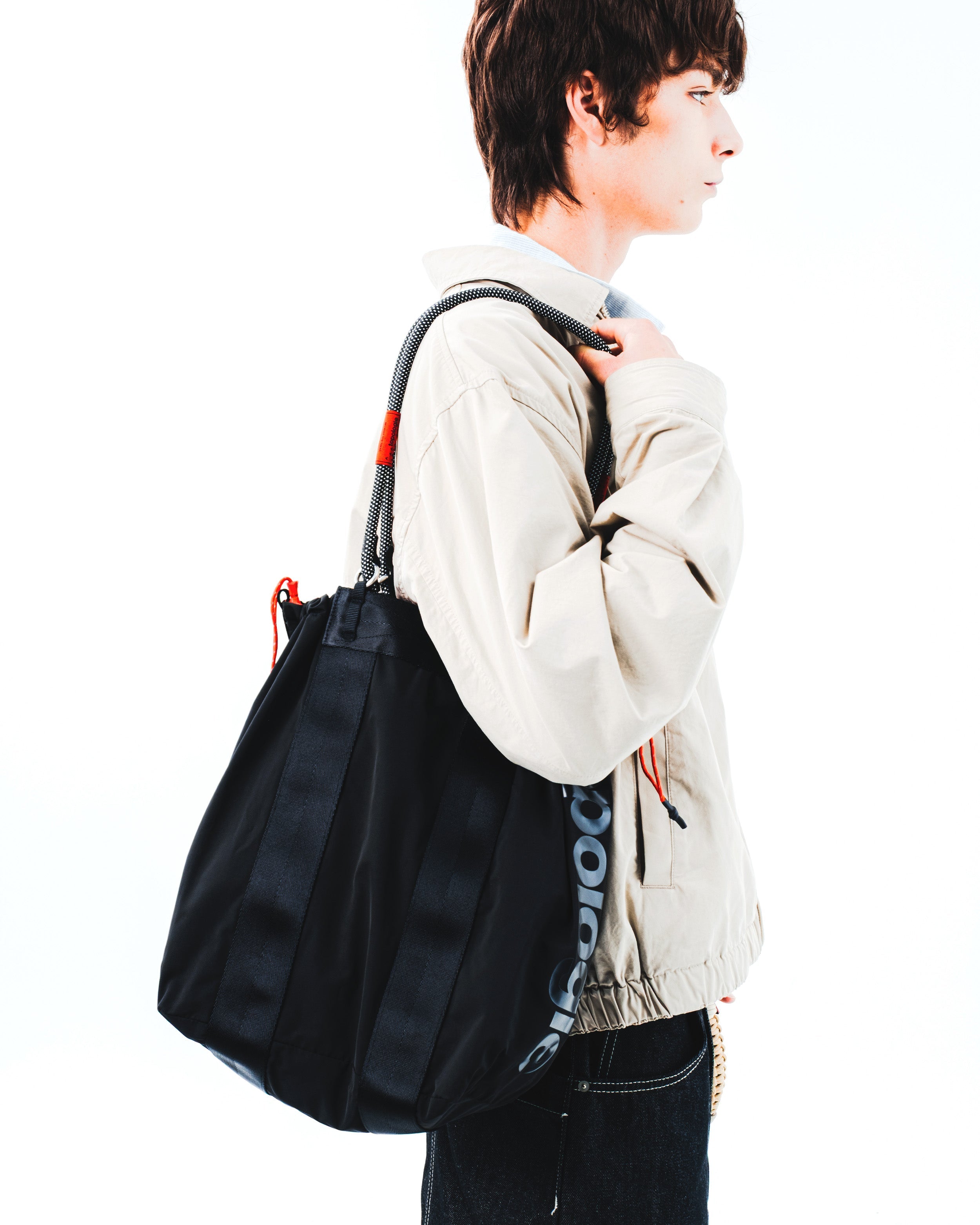 서밋 토트백 미디엄 Summit Tote Medium