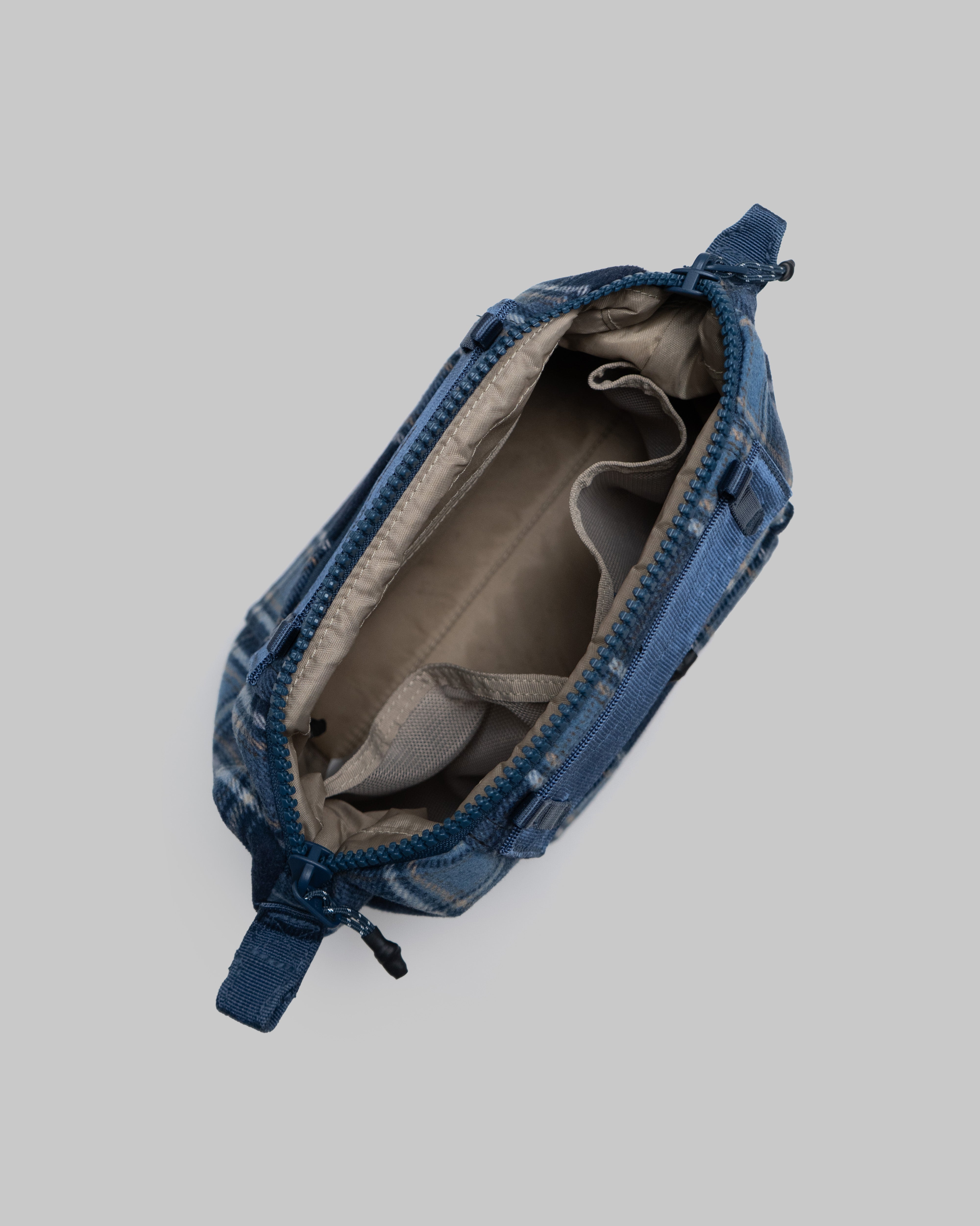 익스플로러 토트 스몰 Explorer Tote Small