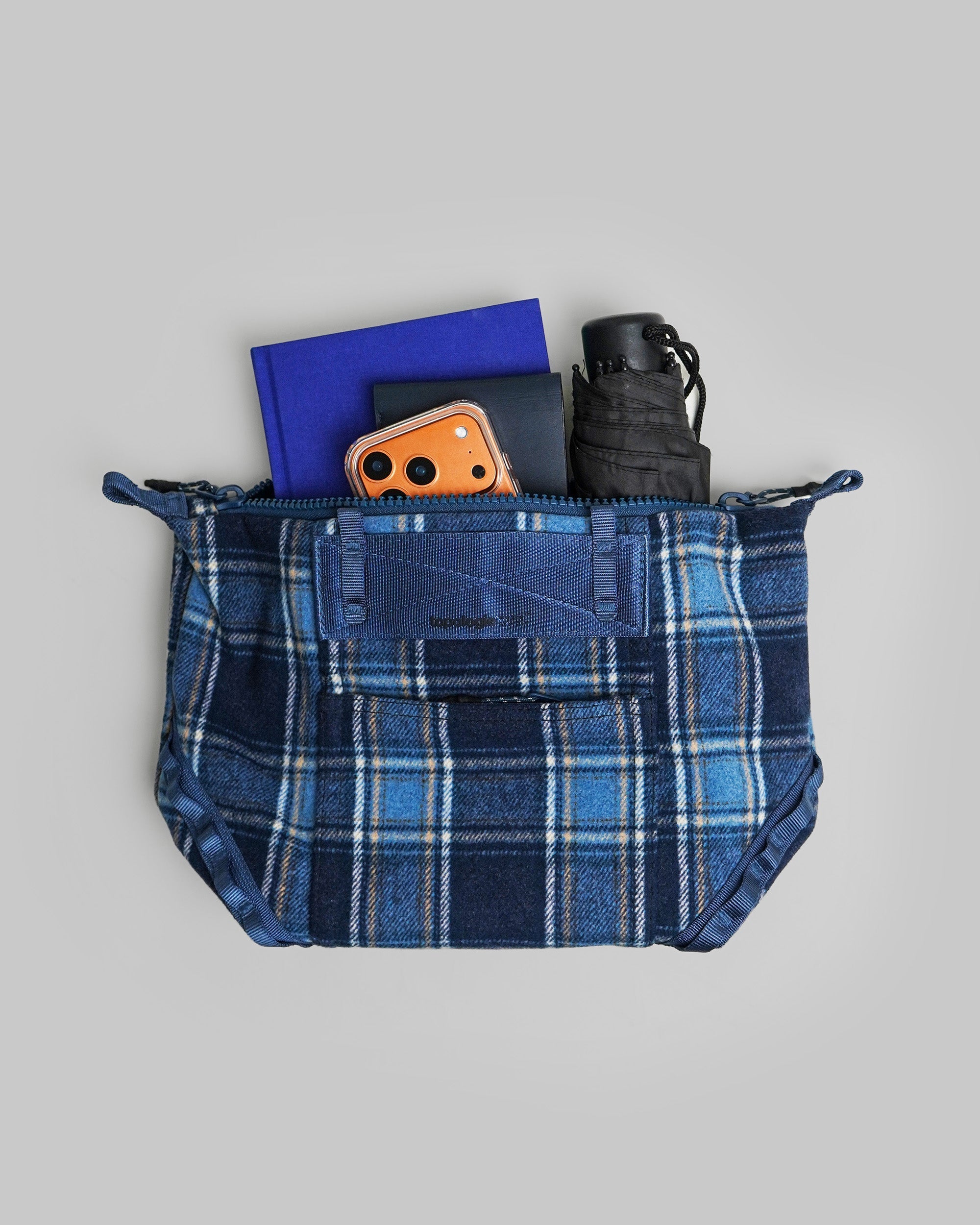 익스플로러 토트 스몰 Explorer Tote Small