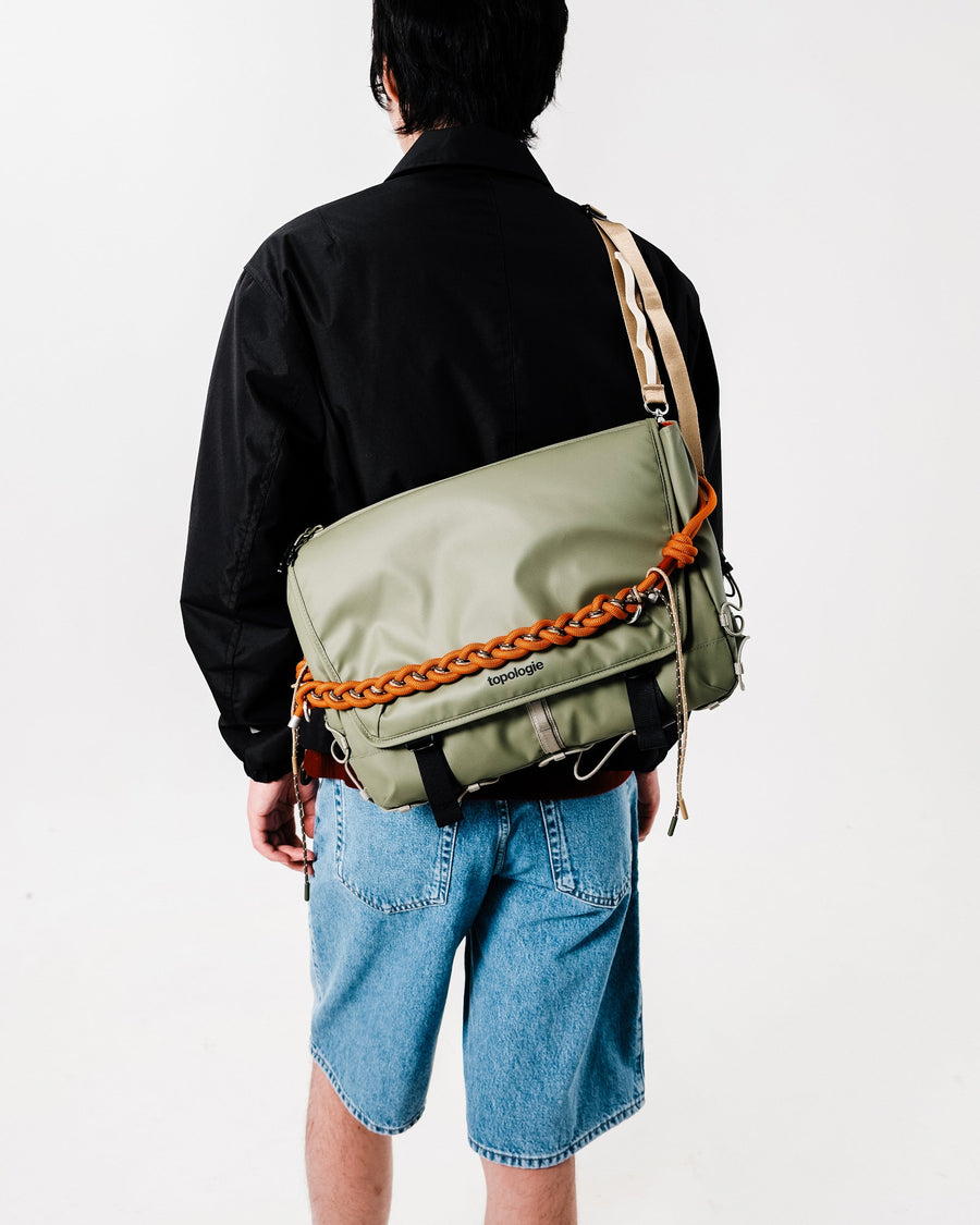 메신저 사코슈백 라지 Messenger Sacoche Large