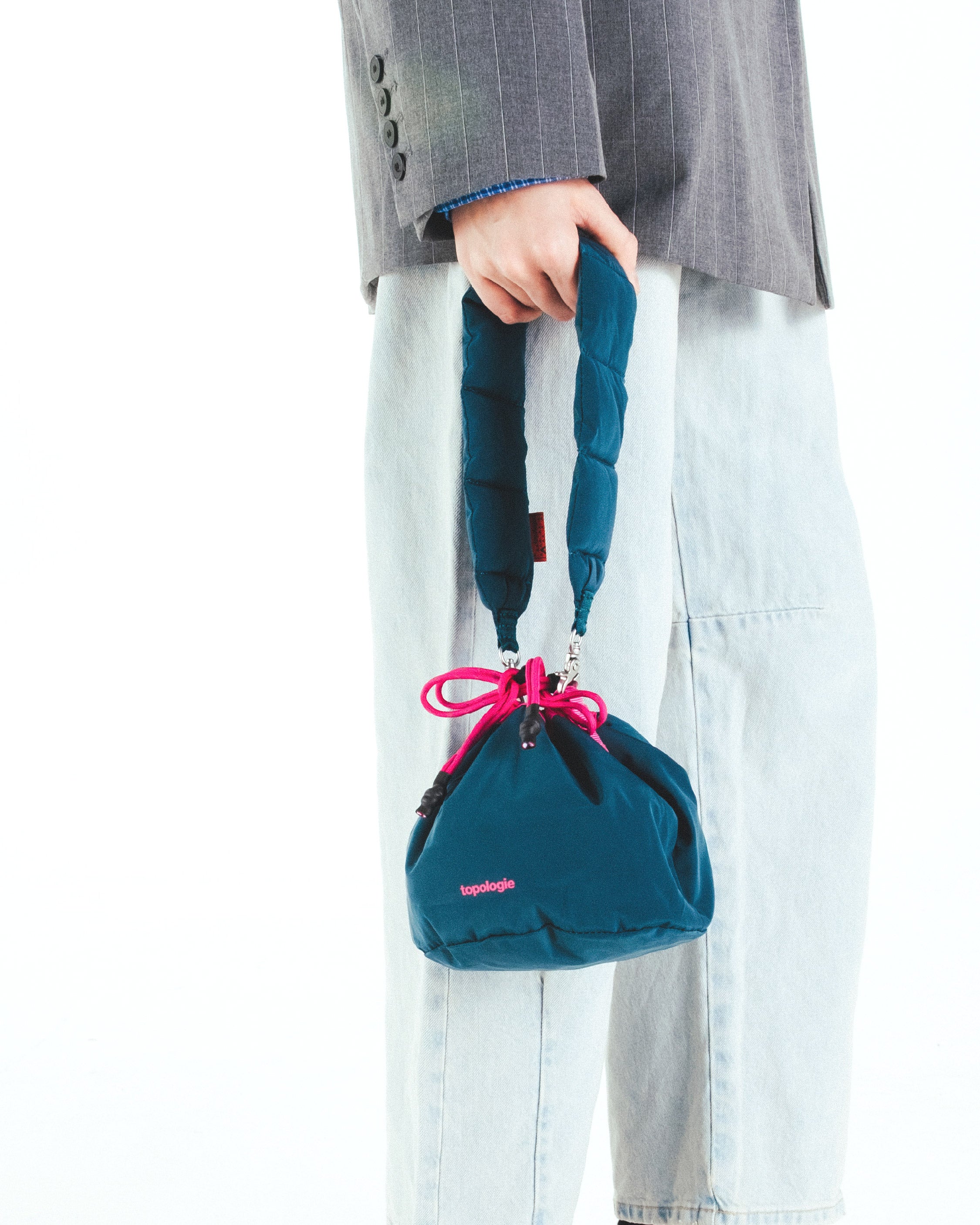 리버시블 버킷백 Reversible Bucket