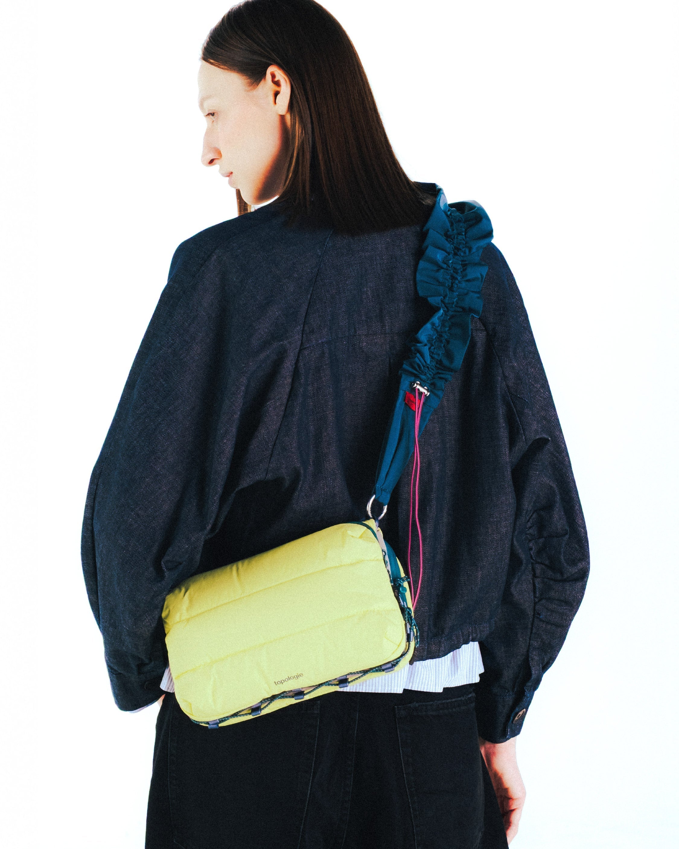 스크런치 포켓 슬링 Scrunchie Pocket Sling