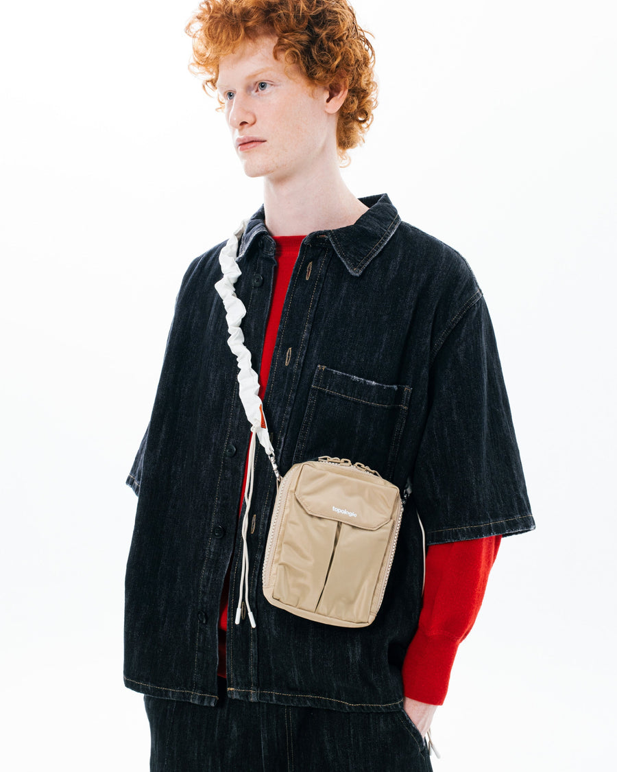 유틸리티 사코슈백 Utility Sacoche / Moss / 푸퍼 스트랩 Puffer Strap / Moss