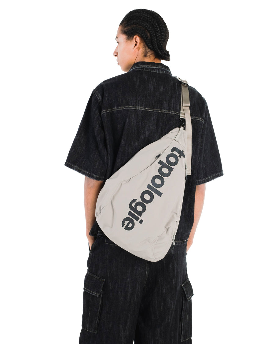 슬링 메신저백 라지 Sling Messenger Large / Black / 유틸리티 슬링 와이드 Utility Sling Wide / Woods