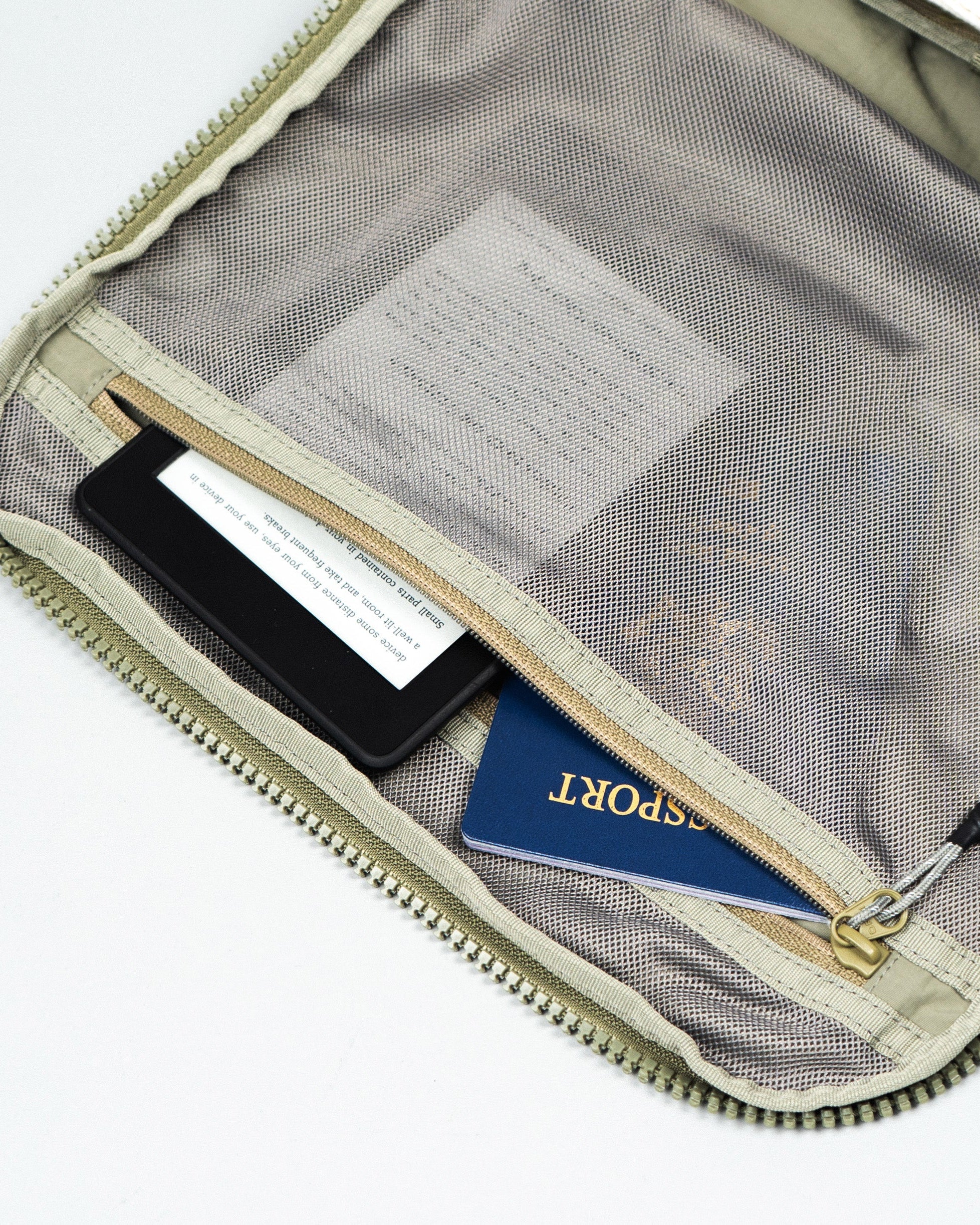 서밋 더플백 미디엄 Summit Duffle Medium