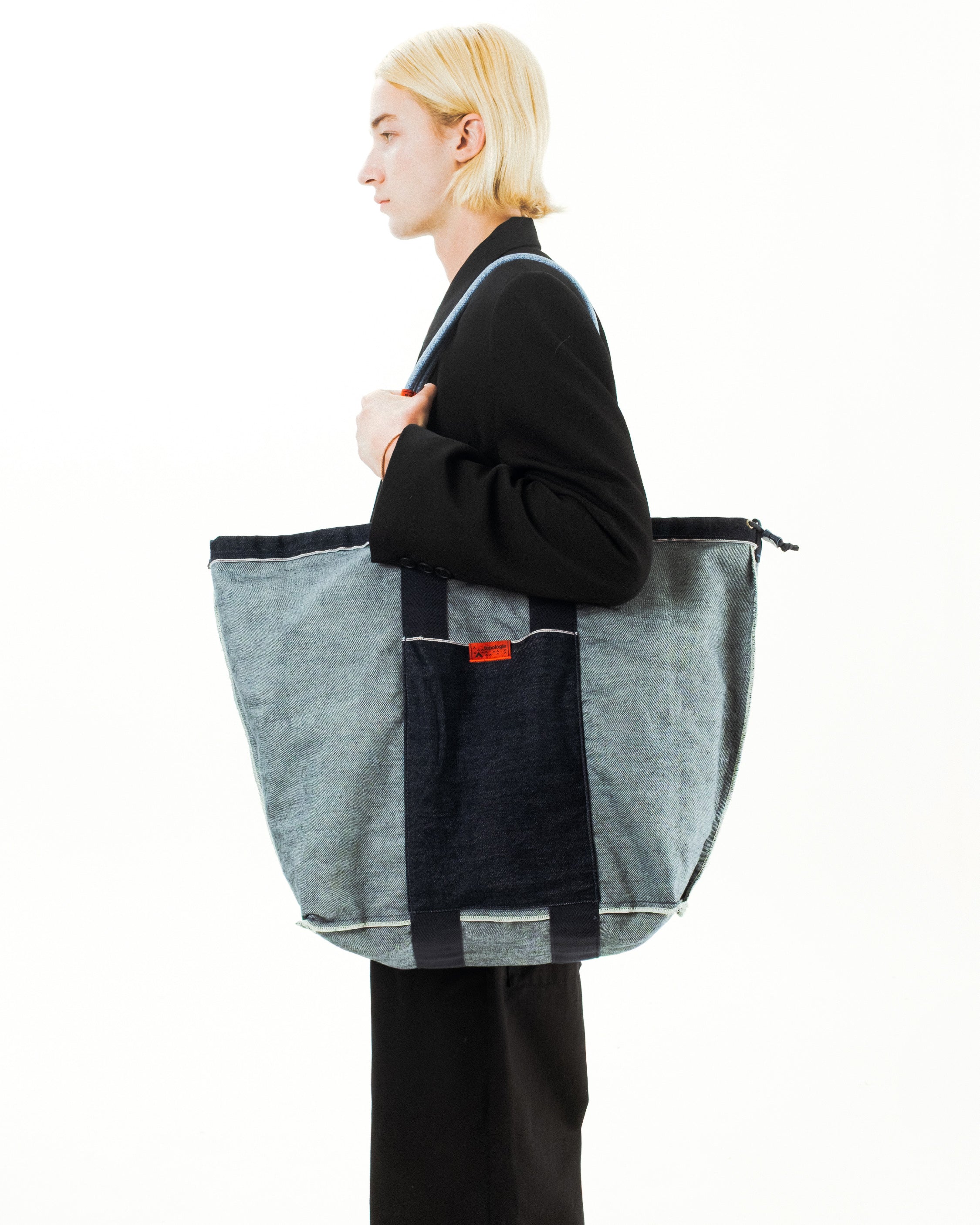 서밋 토트백 라지 Summit Tote Large