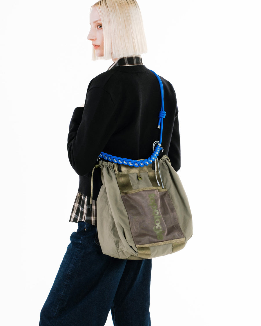 서밋 토트백 미디엄 Summit Tote Medium