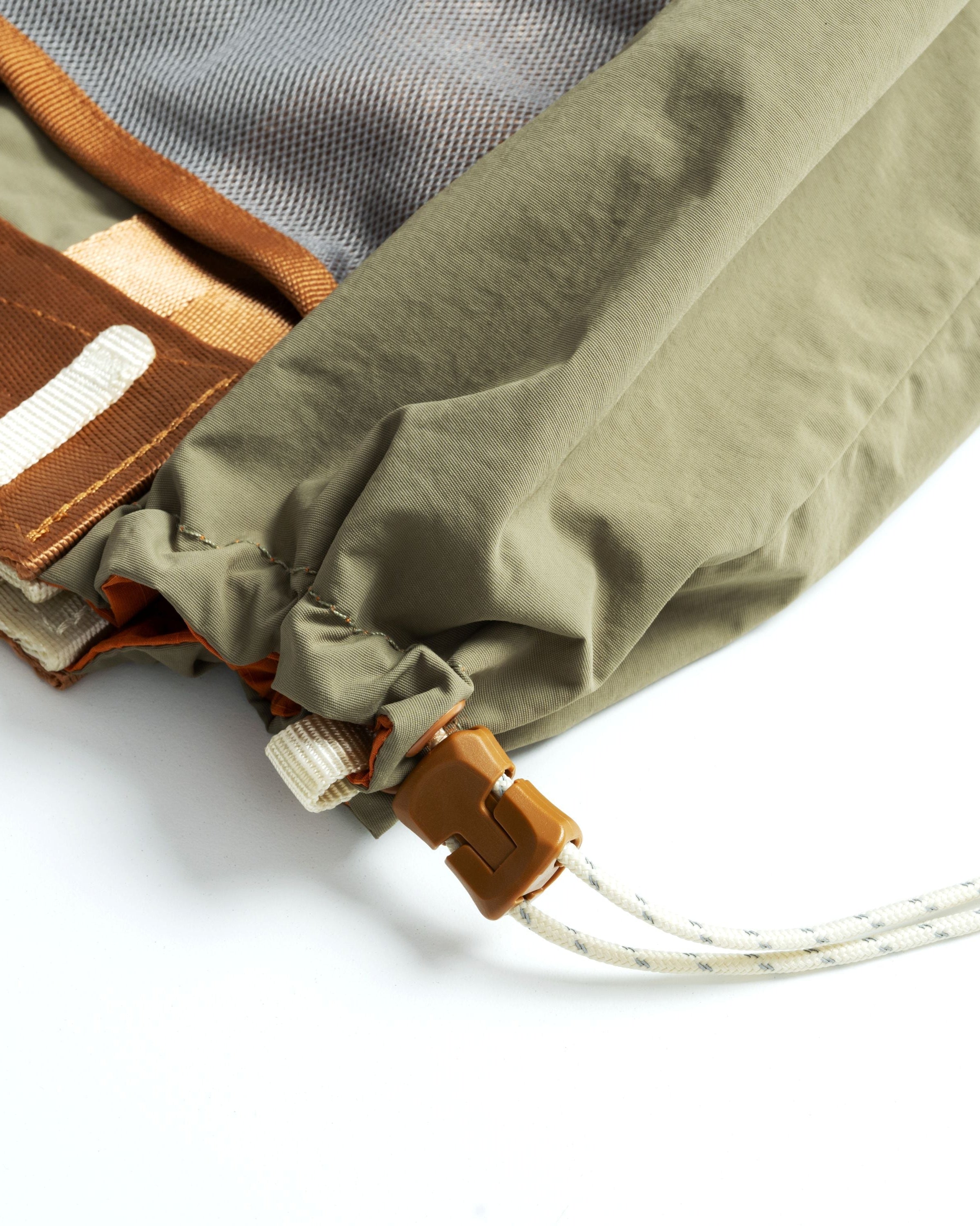 서밋 토트백 와이드 미디엄 Summit Tote Wide Medium