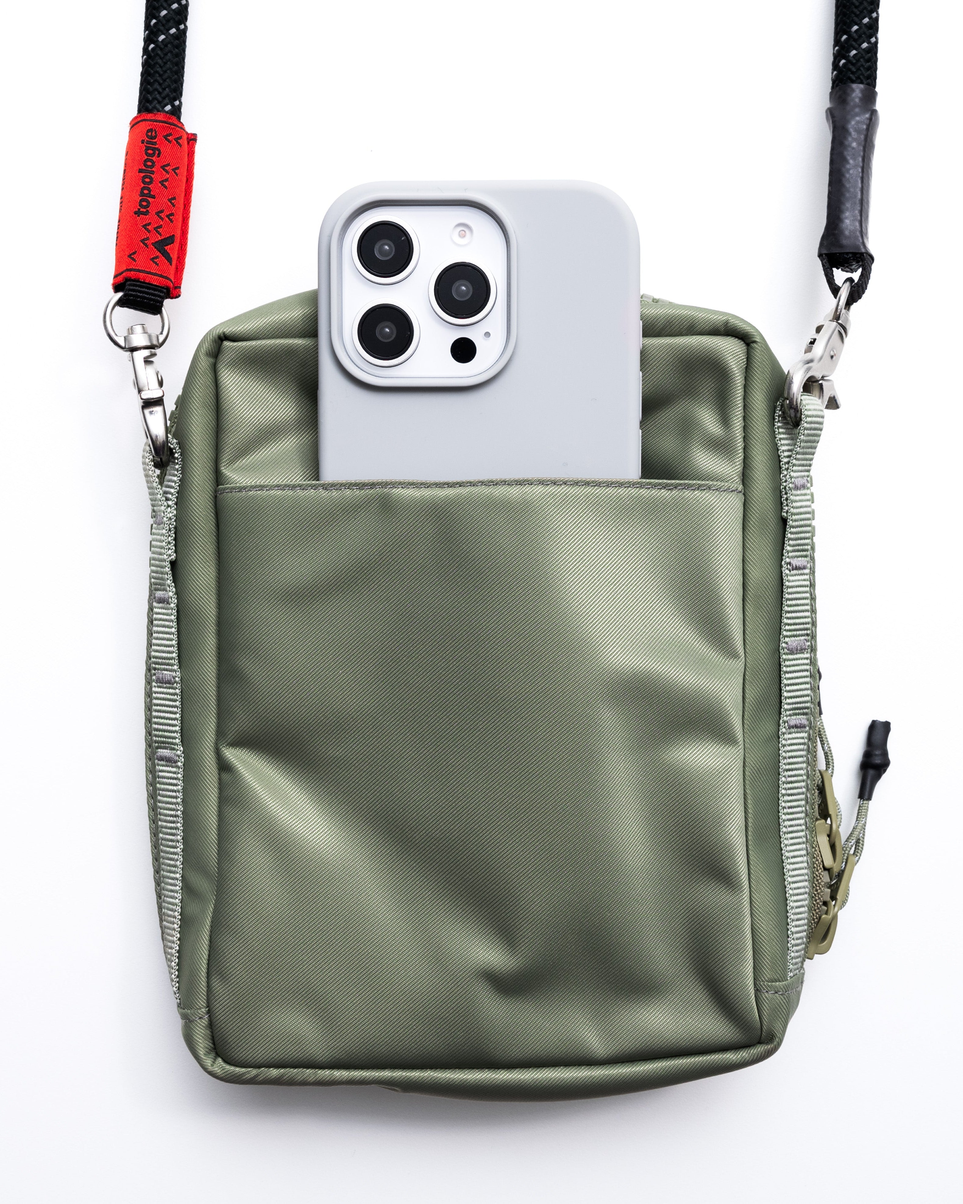 유틸리티 사코슈백 Utility Sacoche / Moss / 푸퍼 스트랩 Puffer Strap / Moss
