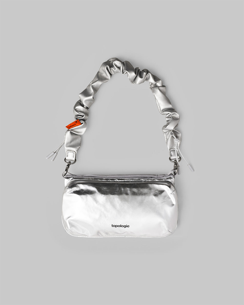 보틀 사코슈백 Bottle Sacoche / Chrome / 번지 손목 스트랩 Bungee Wrist Strap / Chrome (Synthetic Leather)