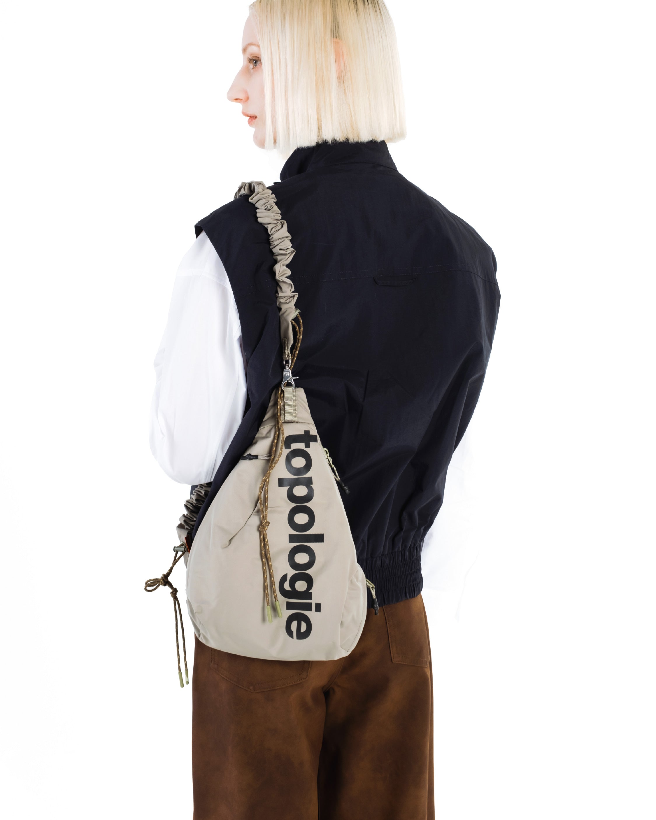 슬링 메신저백 스몰 Sling Messenger Small